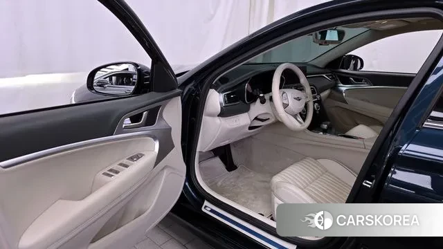 Genesis The New G70 id 3740416 из Кореи 20