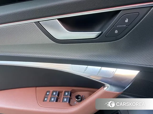 Audi A6 (C8) id 3453129 из Кореи 15