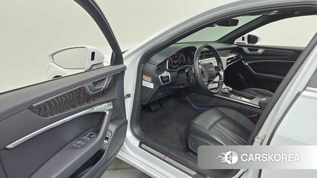 Audi A6 (C8) id 4580298 из Кореи 37