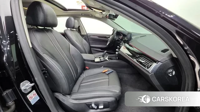 BMW 5 Series (G30) id 3530690 из Кореи 20