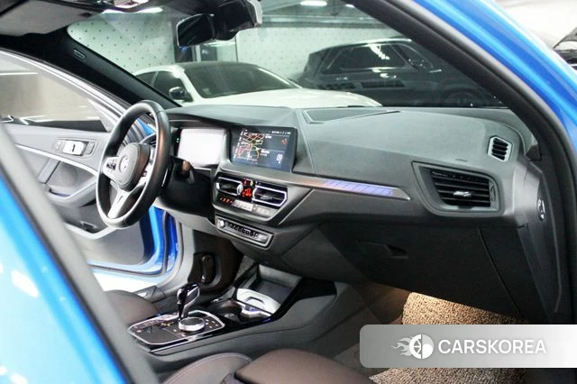 BMW 1 Series (F40) id 3841698 из Кореи 20