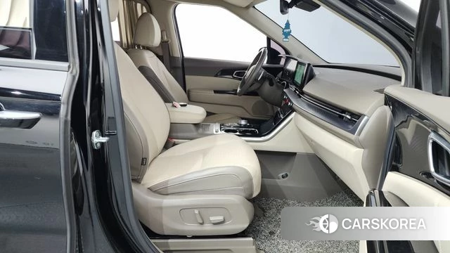 Kia Carnival 4th generation id 4231605 из Кореи 20