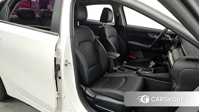 Kia Come New K3 id 3451570 из Кореи 20