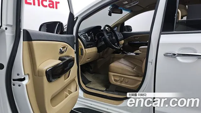 Kia The New Carnival id 2350228 из Кореи 20