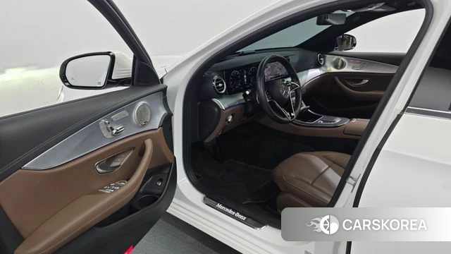 Mercedes-Benz E-Class W213 id 4501256 из Кореи 32