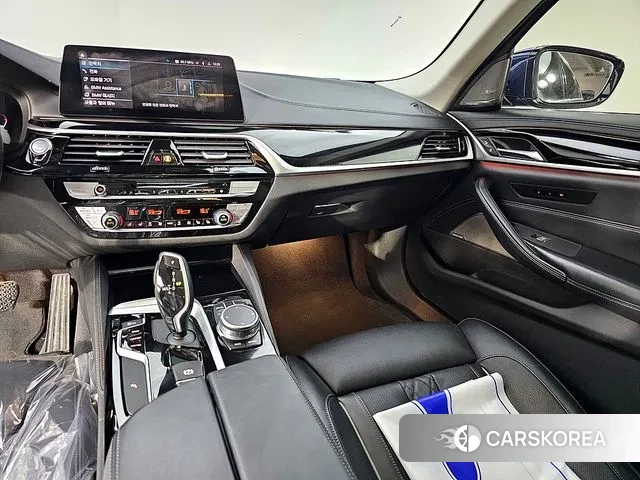 BMW 5 Series (G30) id 3778352 из Кореи 20