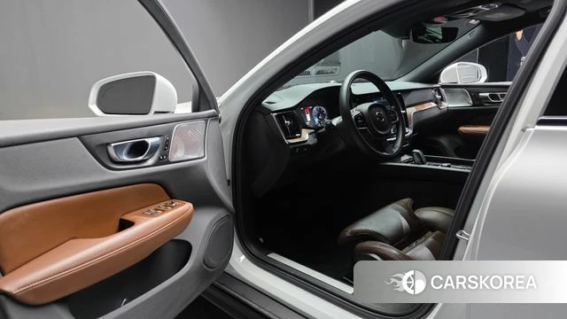 Volvo V60 Cross-Country 2nd Generation id 3965463 из Кореи 20