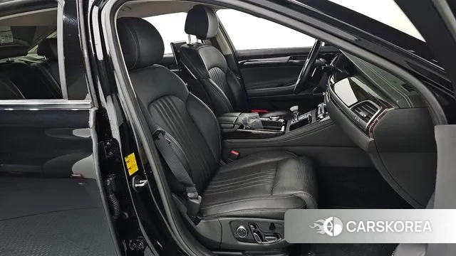 Genesis G90 id 2895640 из Кореи 20