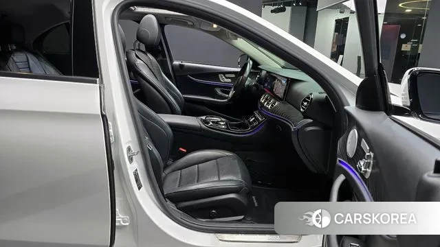 Mercedes-Benz E-Class W213 id 3687089 из Кореи 20