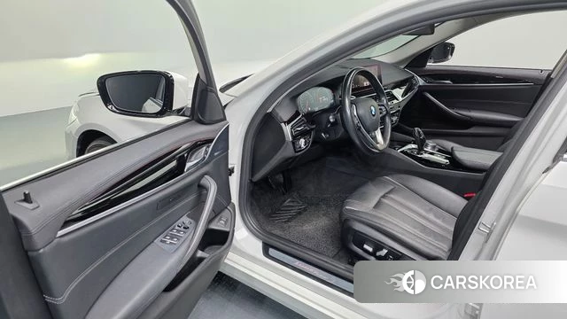 BMW 5 Series (G30) id 4471178 из Кореи 20