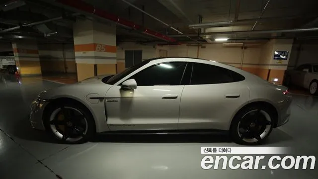 Porsche Taycan id 2669401 из Кореи 12