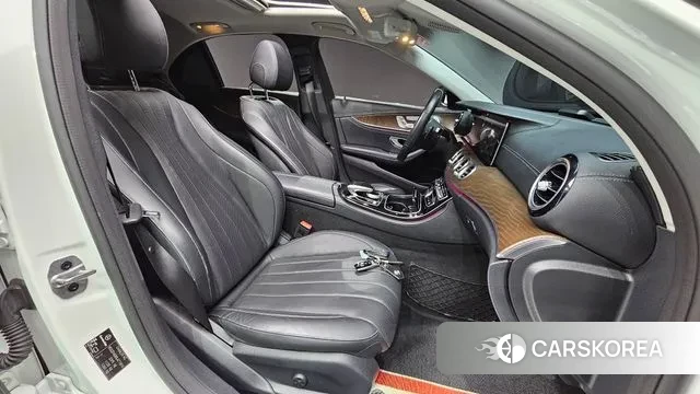 Mercedes-Benz E-Class W213 id 3568015 из Кореи 20