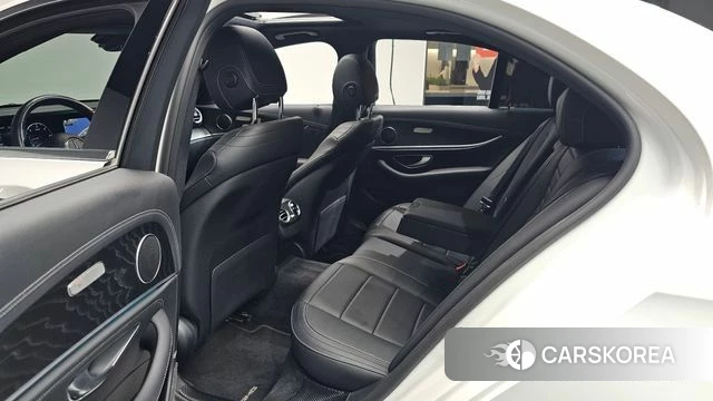 Mercedes-Benz E-Class W213 id 4702715 из Кореи 34