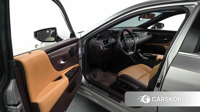 Lexus ES300h 7th generation id 4232124 из Кореи 20