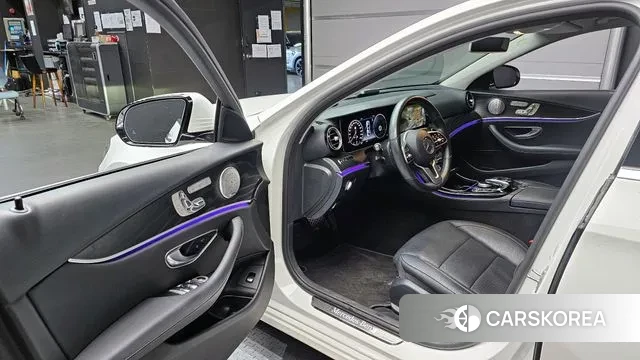 Mercedes-Benz E-Class W213 id 3788996 из Кореи 20