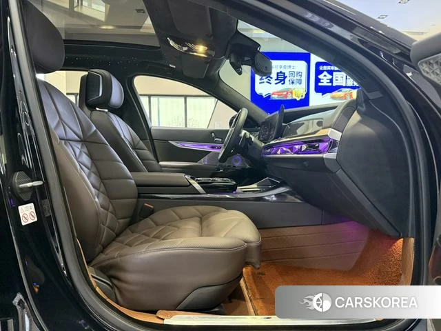 BMW 7 series id 4271299 из Китая 18
