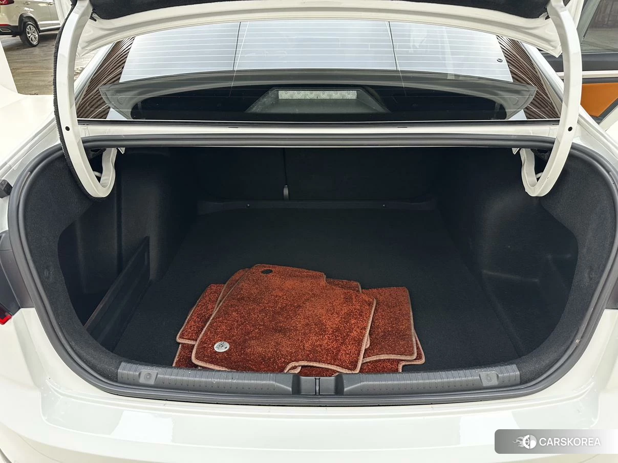 Volkswagen Bora id 4493124 из Китая 29