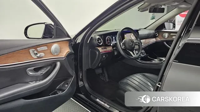 Mercedes-Benz E-Class W213 id 3202936 из Кореи 20