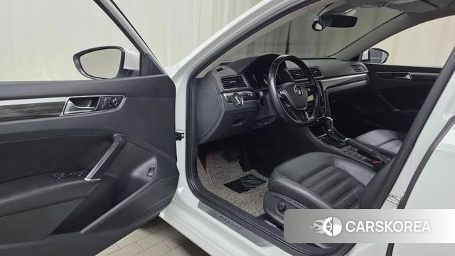 Volkswagen The New Passat id 4447685 из Кореи 20