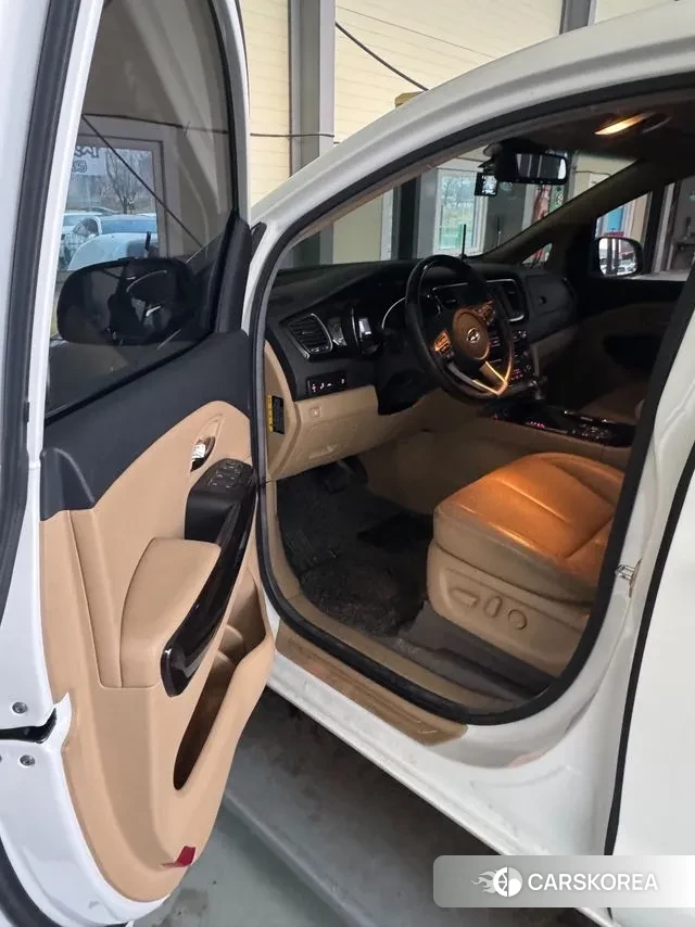 Kia The New Carnival id 3761249 из Кореи 12