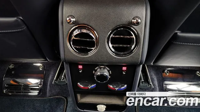 Rolls-Royce Cullinan id 2563823 из Кореи 20