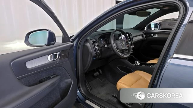 Volvo XC40 id 4362426 из Кореи 32