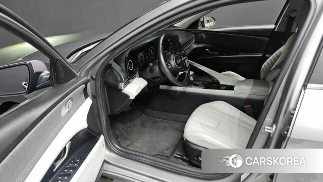 Hyundai Avante Hybrid (CN7) id 4550541 из Кореи 32