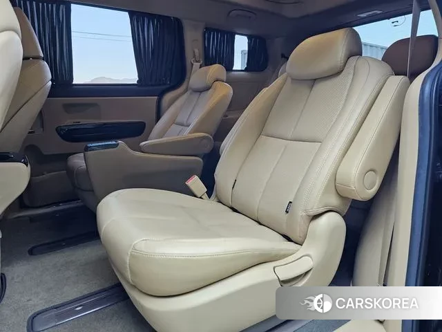 Kia The New Carnival id 3656313 из Кореи 20