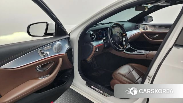 Mercedes-Benz E-Class W213 id 3807236 из Кореи 20