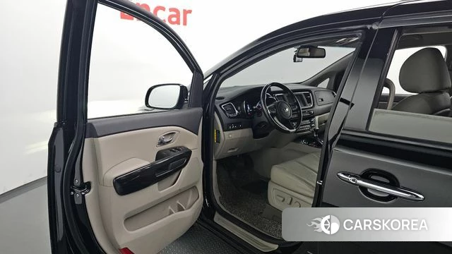 Kia The New Carnival id 4188209 из Кореи 20