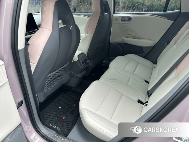 Lynk 06 EM-P id 4219710 из Китая 15