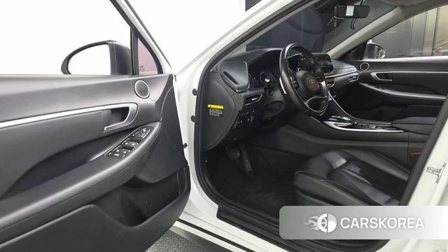 Hyundai Sonata (DN8) id 4568338 из Кореи 31