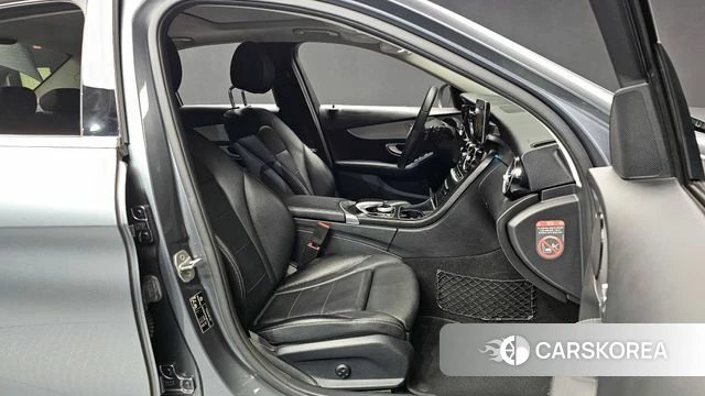 Mercedes-Benz C-Class W205 id 3845985 из Кореи 20