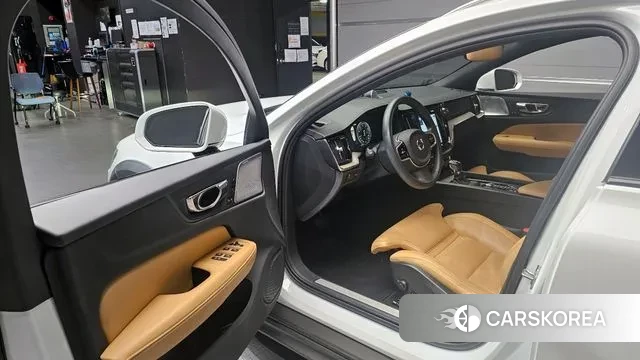 Volvo V60 Cross-Country 2nd Generation id 3718320 из Кореи 20