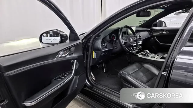 Kia Stinger id 3656486 из Кореи 20