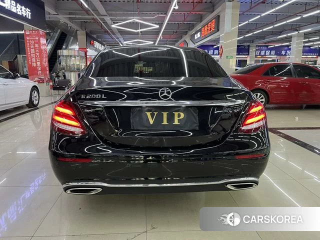 Mercedes-Benz E-class id 3902062 из Китая 16