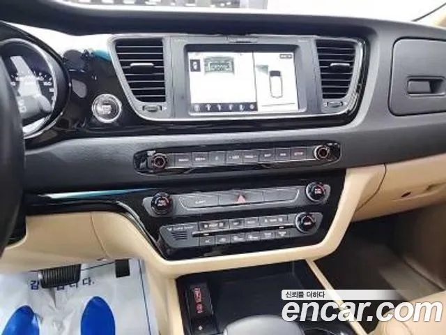 Kia The New Carnival id 2706267 из Кореи 20