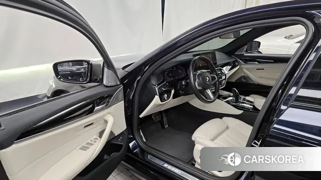 BMW 5 Series (G30) id 3405805 из Кореи 20