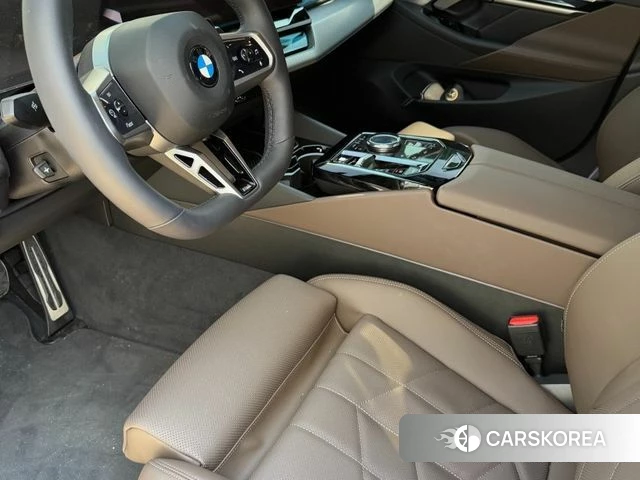 BMW 5 Series (G60) id 4547664 из Кореи 12