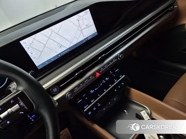 Hyundai Grandeur (GN7) id 3426191 из Кореи 19