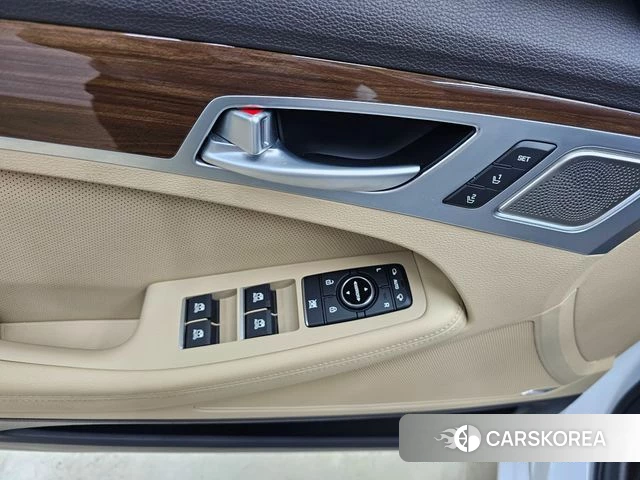 Genesis G80 id 3924937 из Кореи 20