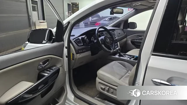 Kia All New Carnival id 3692877 из Кореи 20