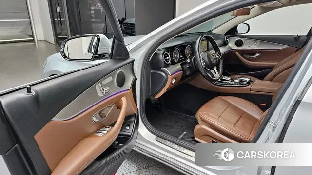 Mercedes-Benz E-Class W213 id 3474404 из Кореи 20
