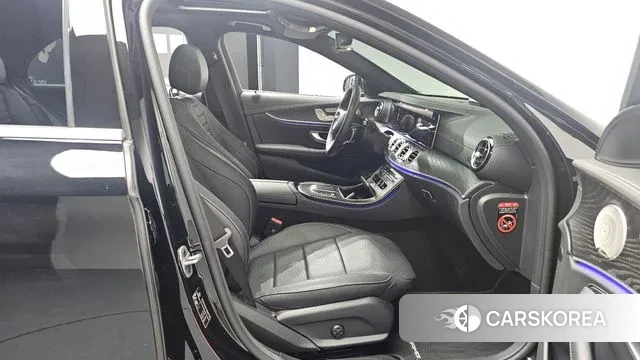 Mercedes-Benz E-Class W213 id 3701364 из Кореи 20