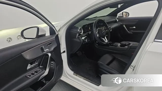 Mercedes-Benz A-Class W177 id 3428229 из Кореи 20