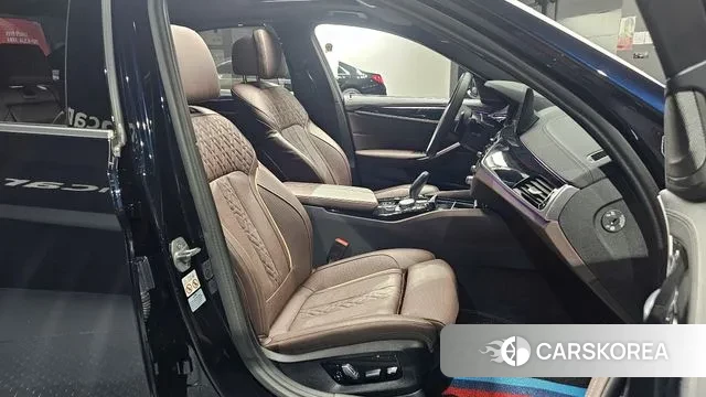 BMW 5 Series (G30) id 3365985 из Кореи 20