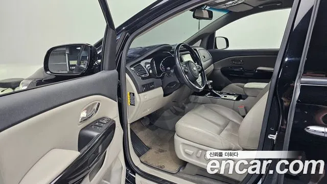 Kia The New Carnival id 2818922 из Кореи 20