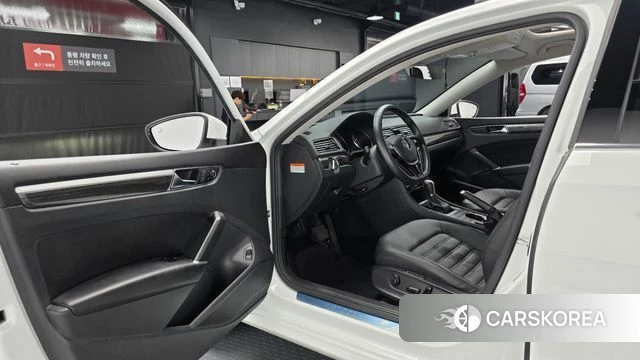Volkswagen The New Passat id 4737502 из Кореи 38