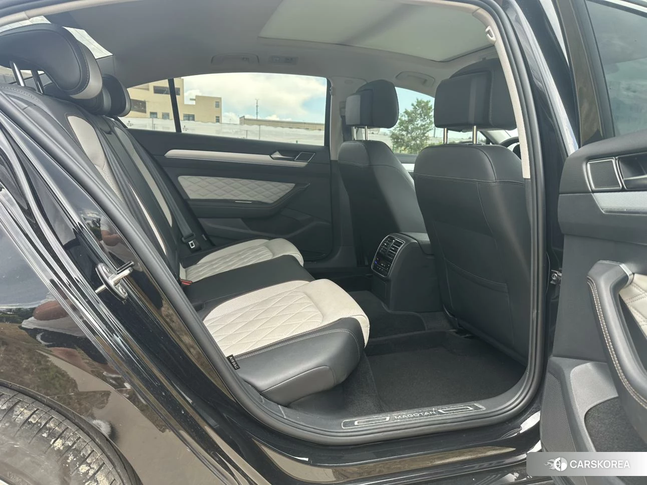 Volkswagen Magotan id 4452998 из Китая 21