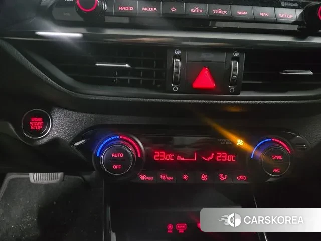 Kia Come New K3 id 3505225 из Кореи 19